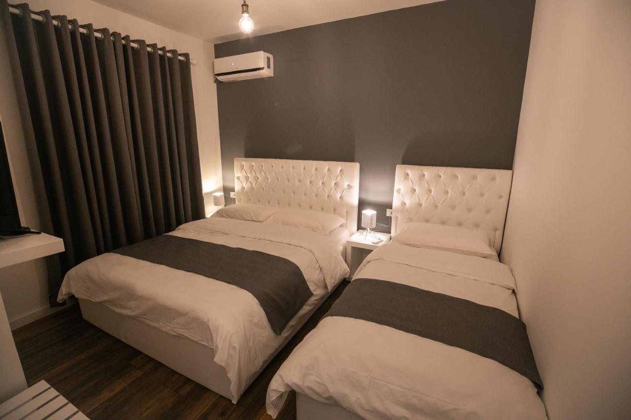 Sidi Tirana